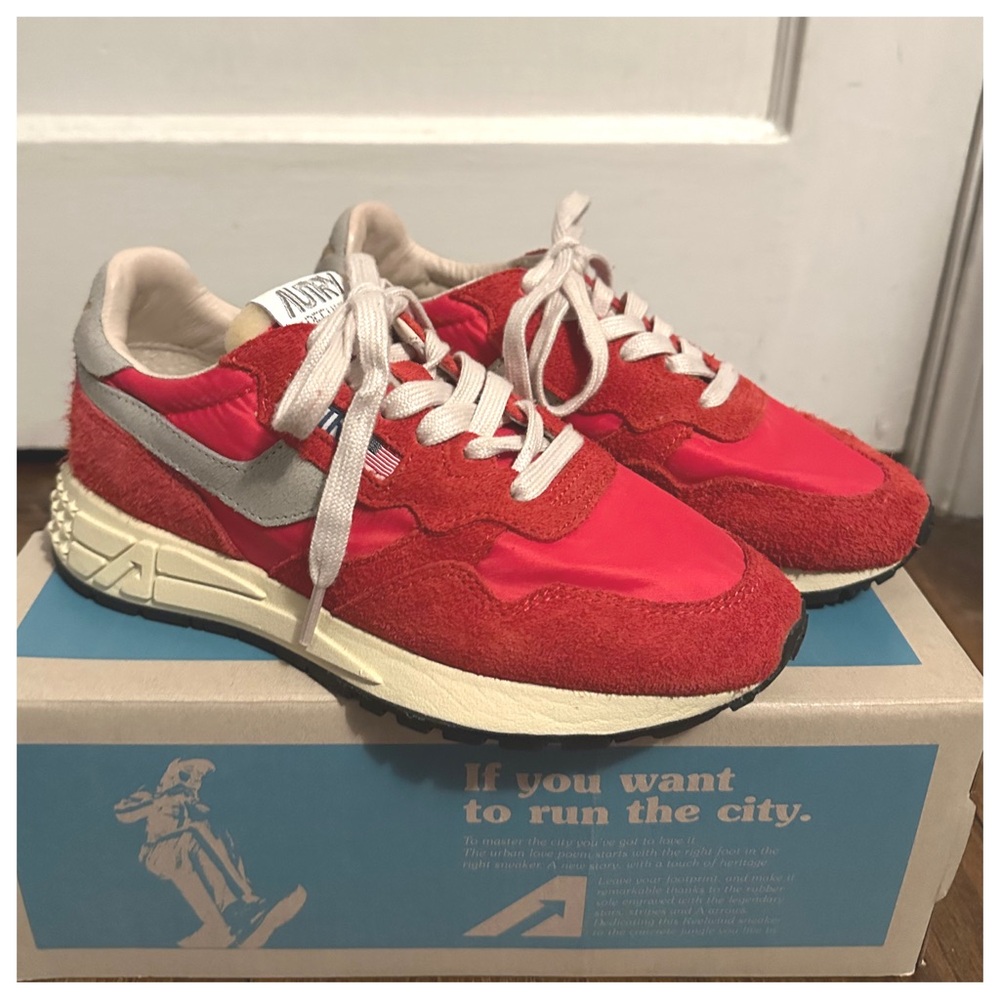 Autry Reelwind Red Low Sneakers, EUC